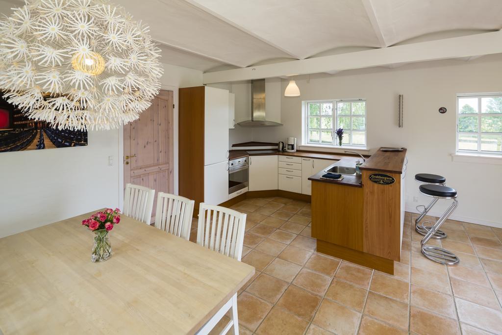 Pedersminde Guesthouse Fredensborg Bagian luar foto